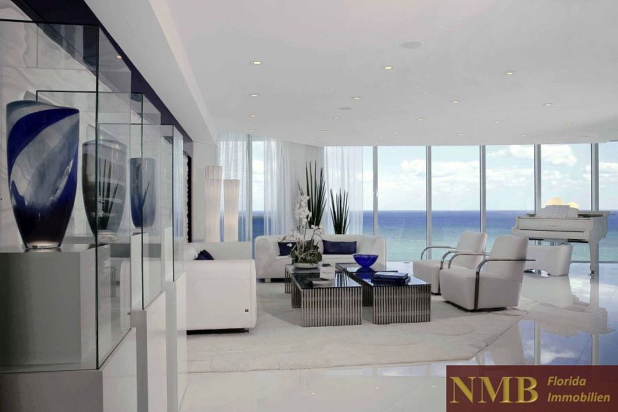 Immobilien in Florida Residence living room